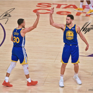 SIGNED NBA PHOTOS